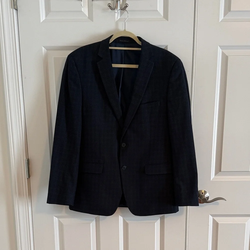 Van Heusen Flex Slim Fit 42R Navy Blue Plaid Blazer